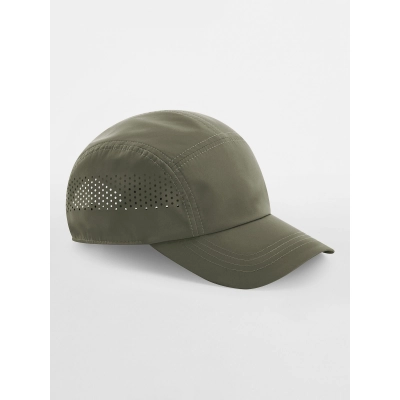 
                                                Caps and headgear. Technical Running Cap
                                                
