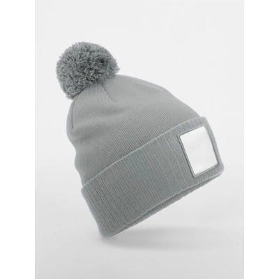 
                                                Appliqué Patch Pom Beanie
                                                