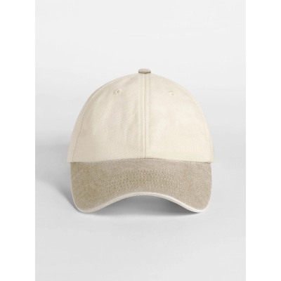 
                                                Caps and headgear. Contrast Peak Low Profile Vintage Cap
                                                