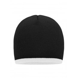 Beanie with Contrasting Border