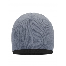 Beanie with Contrasting Border