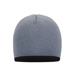 Beanie with Contrasting Border