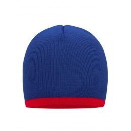 Beanie with Contrasting Border
