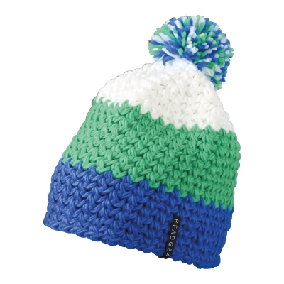 
                                                Crocheted Cap with Pompon
                                                