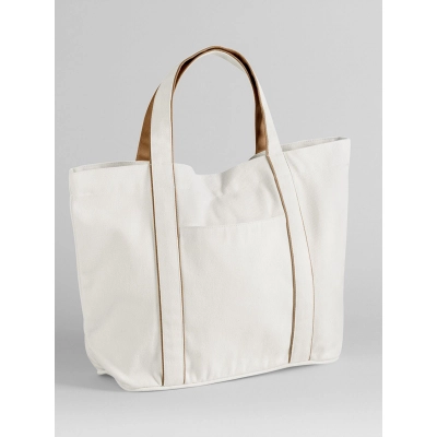 
                                                Courtside Medium Tote
                                                