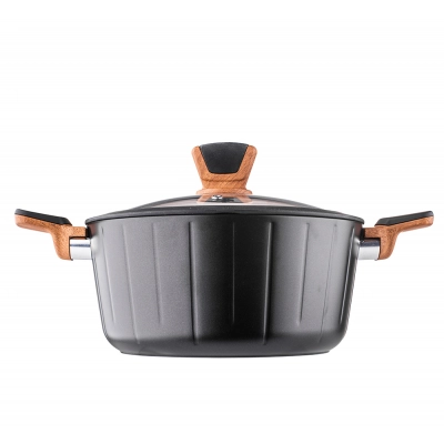 
                                            Valdinox Initio casserole 24cm with glass lid 4,0 l.
                                            