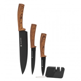 Set o 4 pcs knives and sharpaner BZ