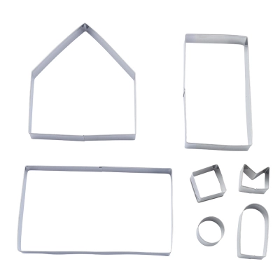 
                                            Set of 7 stainless steel cutterst 3D house
                                            