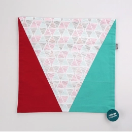 Cushion cover 40x40 cm Triangle