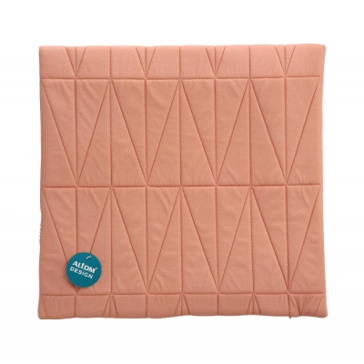 
                                                Cushion cover 40x40 cm qiulting triangle
                                                