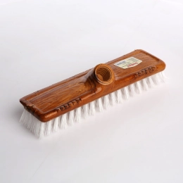 Scrubbing brush