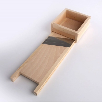 
                                                Измельчитель для ящиков большого размера 66,5x19,5x8,5 см
                                                