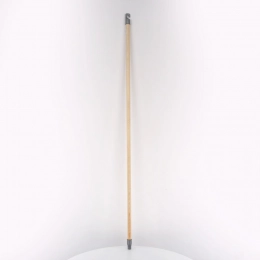 Деревянная палка длиной 130 см.