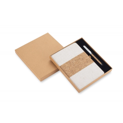 
                                                Set - notebook with pen CALMO
                                                