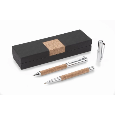 
                                                Writing set KANSAS
                                                