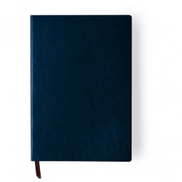 Офис. Блокнот примерно формата А5.