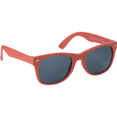 
                                                Voyager Plus. Recycled PC sunglasses
                                                