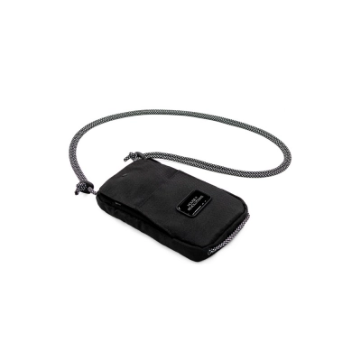 
                                                Сумки и рюкзаки. Плечевая сумка BrandCharger Solo
                                                