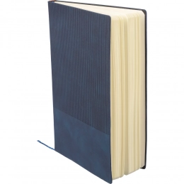 Блокнот примерно формата А5