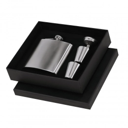 Посуда для напитков. Переработанный нержавеющий стальной фляга на 175 мл, 2 чашки, воронка.