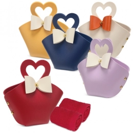 SET 5 MINI BAGS WITH TOWEL “COQUETTE”