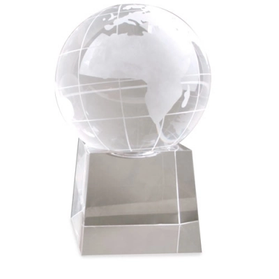 
                                            WORLD SHAPED GLASS TROPHÉE
                                            