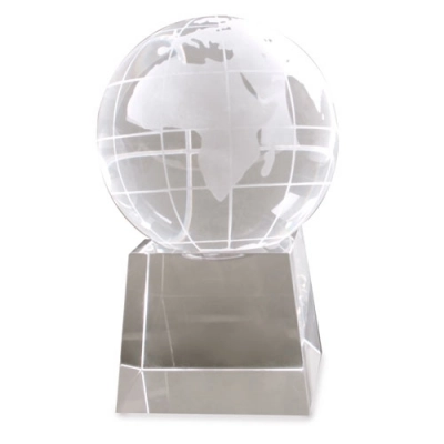
                                            WORLD SHAPED GLASS TROPHÉE
                                            