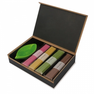 
                                            Набор ароматических палочек из 4 запахов.
                                            