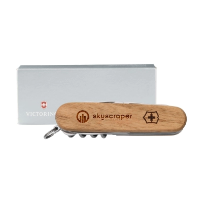 
                                                Карманный нож Victorinox Huntsman Wood в подарочной коробке
                                                