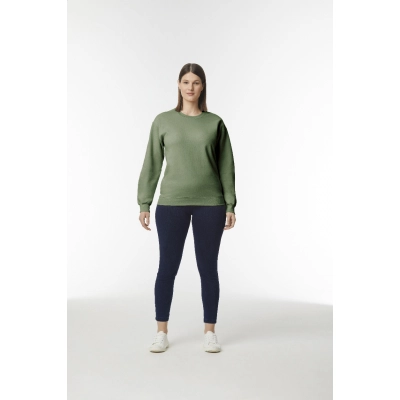 
                                                crewneck sweatshirt
                                                