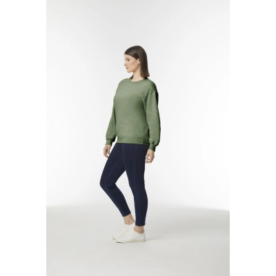 
                                                crewneck sweatshirt
                                                