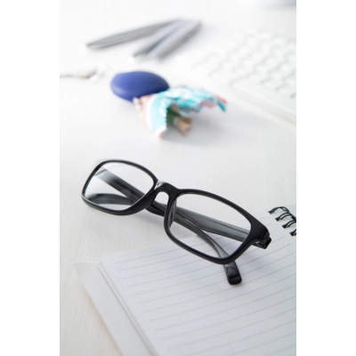
                                                reading glasses
                                                