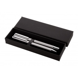 Pen set