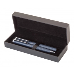 Pen set