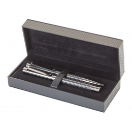 Pen set