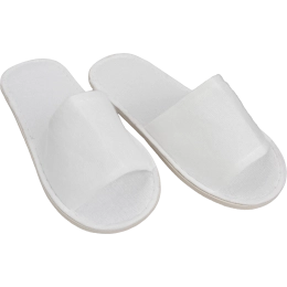 Hotel slippers переводится на английский как 