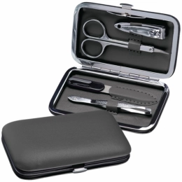 AVOLA manicure set