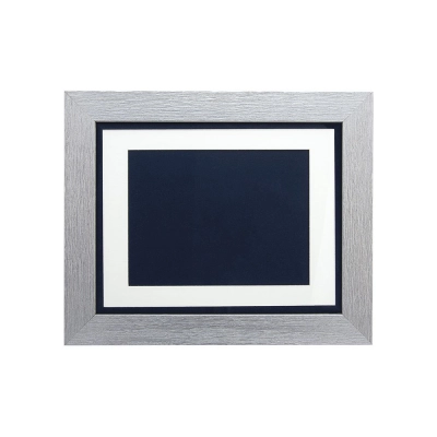 
                                                Серебряная рамка для таблички 12x16 см
                                                