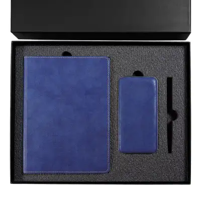 
                                                Набор подарочный  EMBER: ежедневник и power bank в коробке  с ложементом
                                                