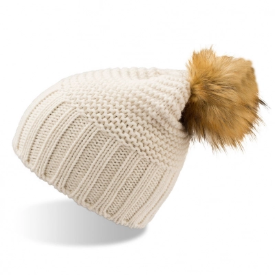 
                                                MONTE hat
                                                
