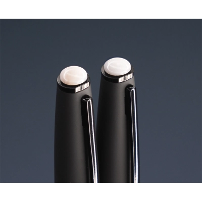 
                                                Opal stone Pen set
                                                