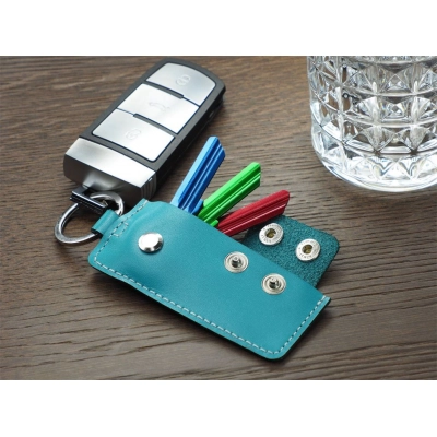
                                                Keyring
                                                