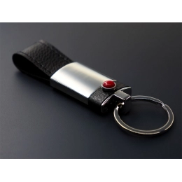 Брелок из кораллового камня