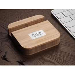 Деревянная подставка для телефона