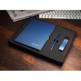 Набор из блокнота, ручки и брелока