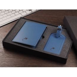 Набор из обложки для паспорта и бирки для багажа