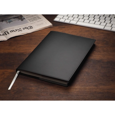 
                                                Exchangeable cover with A5 notebook
                                                