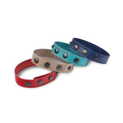 
                                                Wristband
                                                