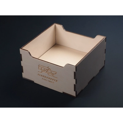 
                                            Коробка с клейкими листочками
                                            