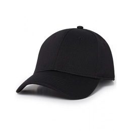 Кепка. Женская кепка с гербом спереди.